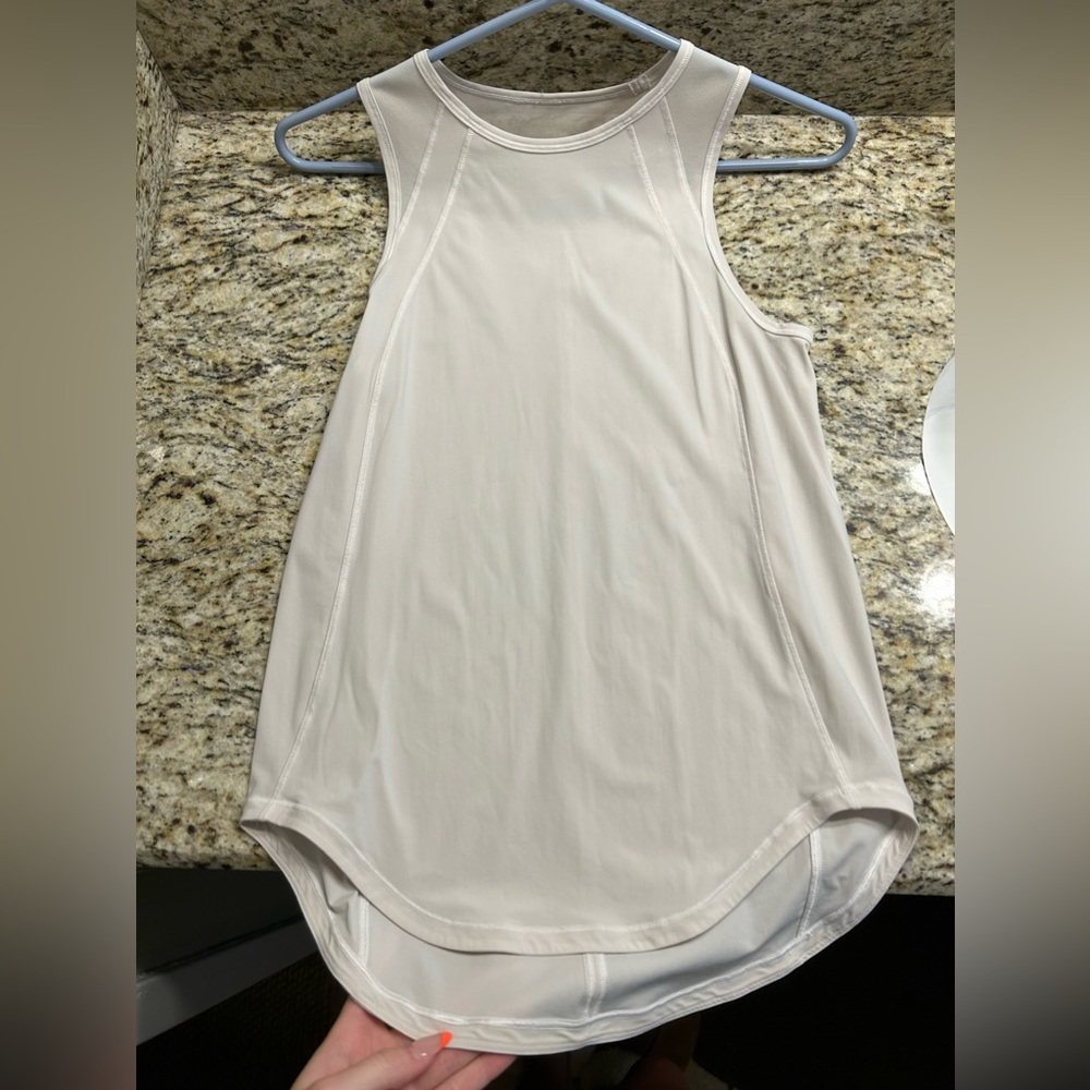 lululemon tank